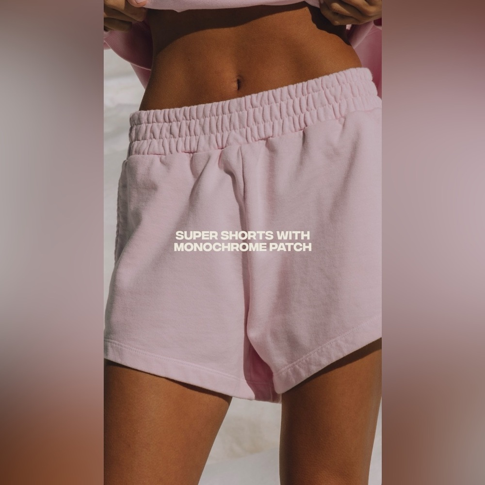 NWT Daily Drills Super Shorts with Monochrome Patch in Cupid in a size XS/S